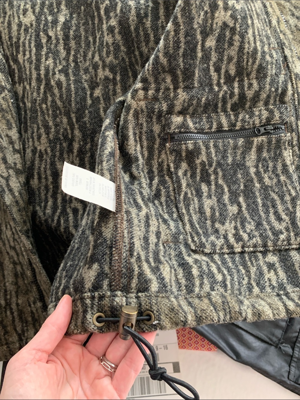 Limited Edition Filson Mossy Oak Milled Camo Wool Field Jacket - Green/Brown - Picture 11 of 12